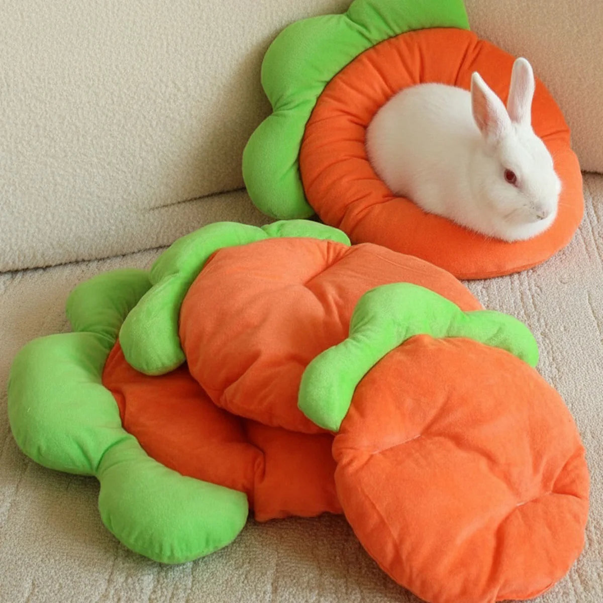 KAROT | Coussin douillet en forme de carotte